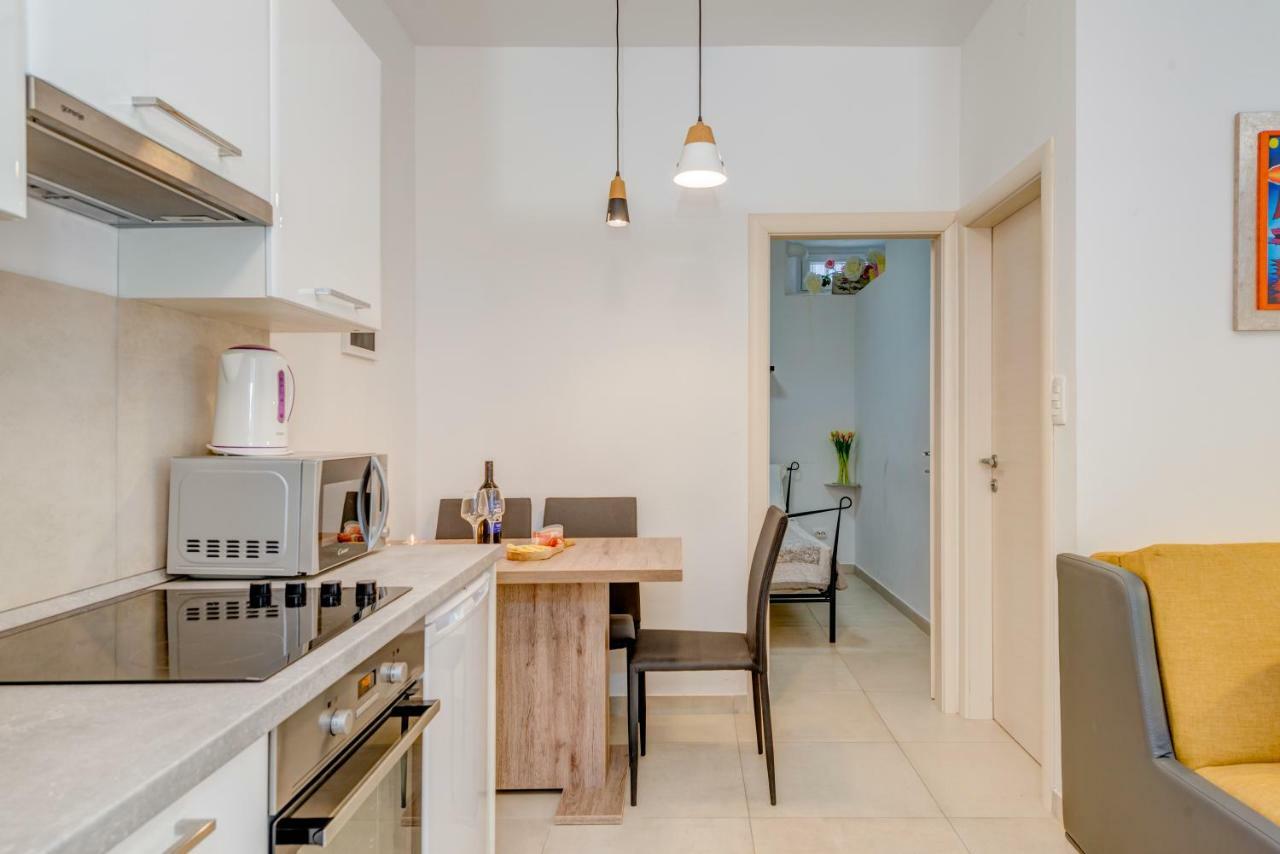 Porta Adriatica Bed & Breakfast Split Exterior photo